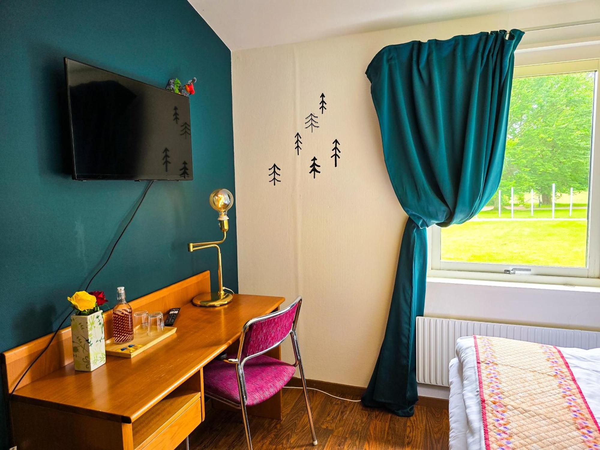 Nature Shelter Hotel Åsljunga Extérieur photo