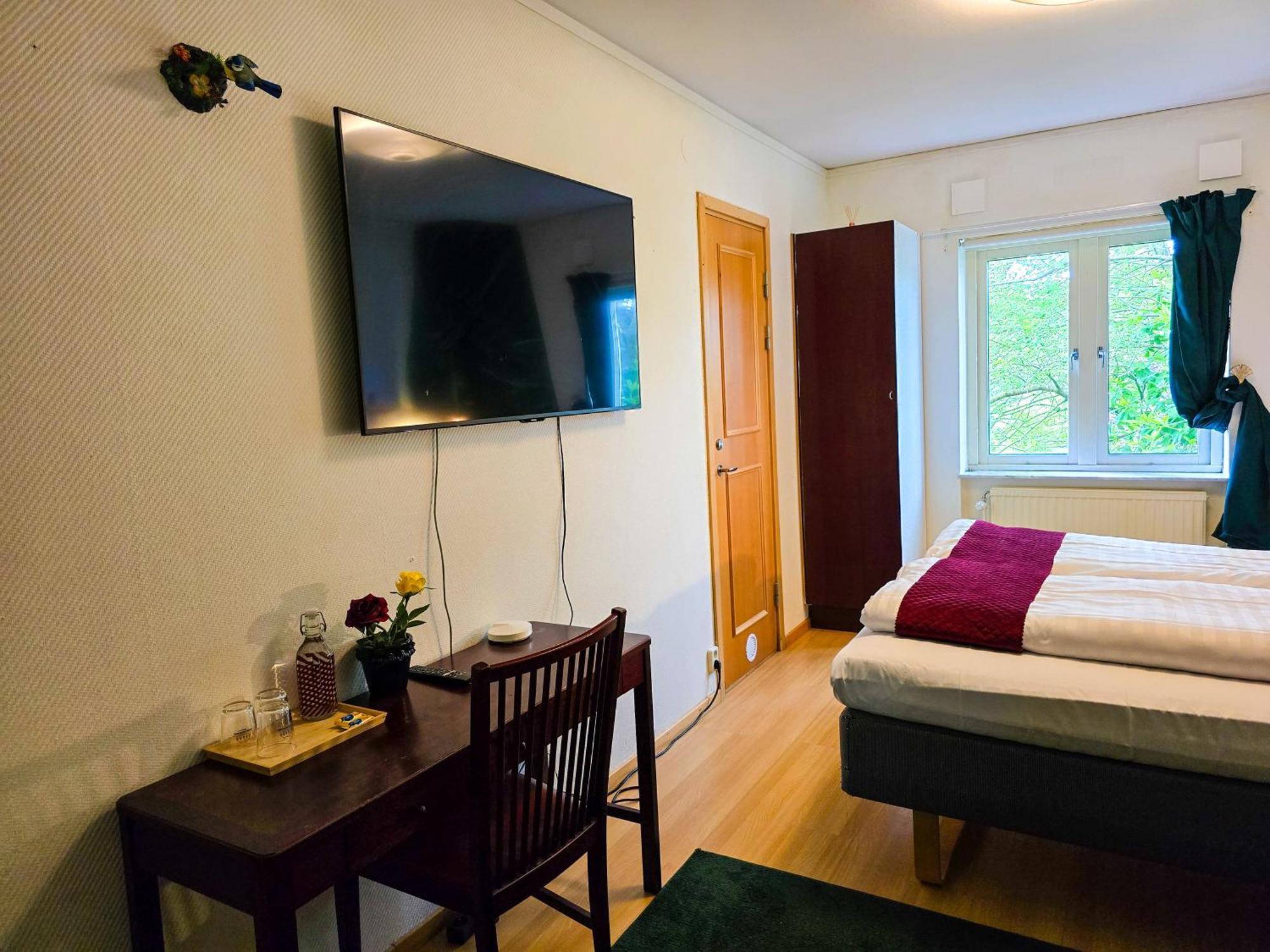 Nature Shelter Hotel Åsljunga Extérieur photo