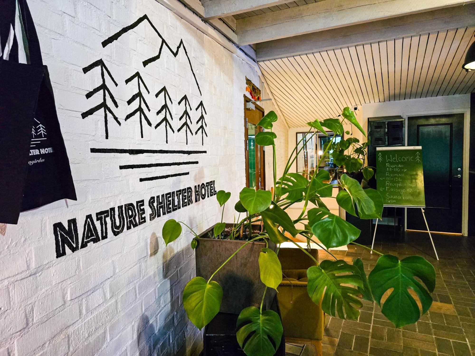 Nature Shelter Hotel Åsljunga Extérieur photo